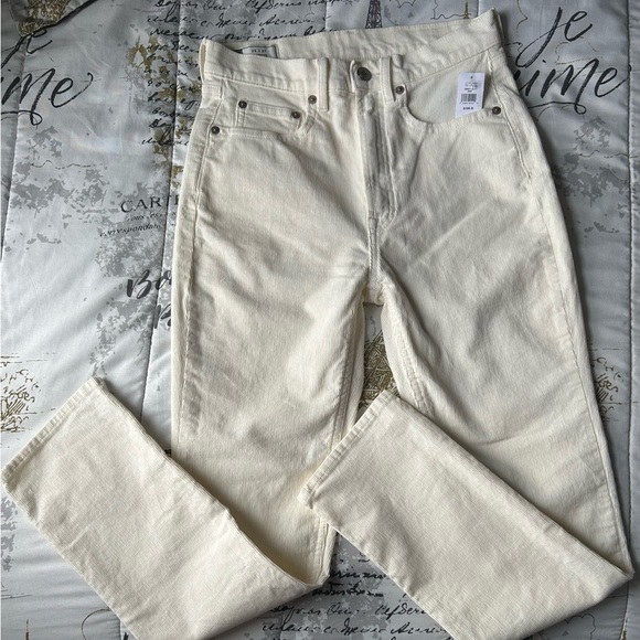 Women’s gap cigarette, high-rise, cream color, size 2 regular - Picture 5 of 9